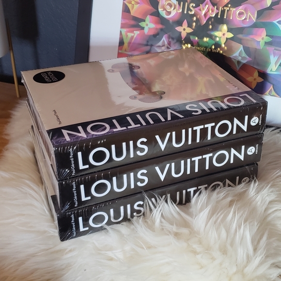 Louis Vuitton Birth of Modern Luxury Coffee Book - Picture 2 of 9